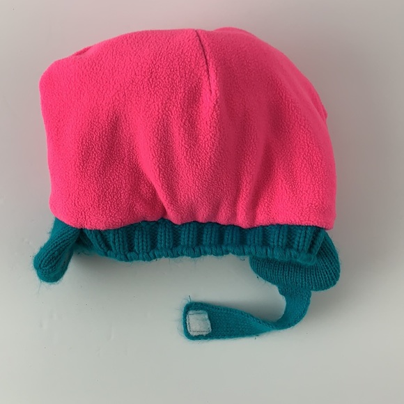 Baby Penguin Pom Pom Winter Hat - Picture 5 of 10